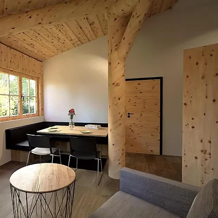 Deluxe Zirberl 5 Apartment