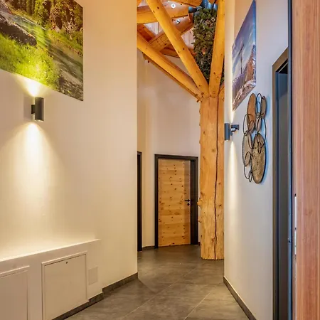 公寓 Deluxe Zirberl 5 *